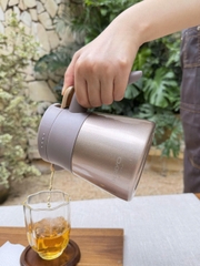 Bình giữ nhiệt 2 lớp có lõi lọc trà inox Kaiyo màu vàng, dung tích 500ml