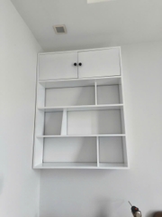 [SALES] Kệ giá sách treo tường có cánh cửa full trắng- KGS112