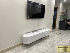 Kệ tivi  đặt sàn màu trắng bo góc hiện đại -TV210