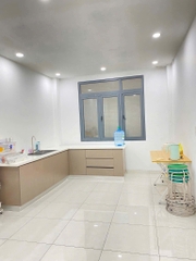 SANG GẤP SPA TONE TRẮNG SANG TRỌNG HẺM LỚN LÊ VĂN SỸ TÂN BÌNH – GIÁ 310 TR (BAO CỌC)
