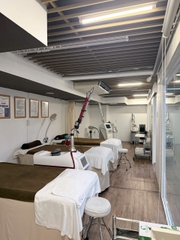 🔥 CƠ HỘI ĐẦU TƯ SINH LỜI: SANG NHƯỢNG SPA TẦNG LỬNG TÒA NHÀ TRUNG TÂM TP. BIÊN HÒA 🔥
