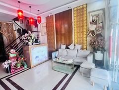 CHUYỂN SANG MẶT BẰNG RỘNG HƠN - SANG SPA DƯỠNG SINH MẶT TIỀN TT HOOC MÔN CHỈ 120 TRIỆU