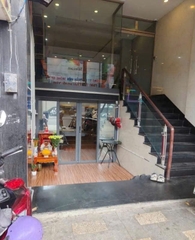 💇‍♀️ SANG GẤP TIỆM NAIL & TÓC QUẬN 1 – MẶT BẰNG RỘNG 4x20m – GIÁ SANG CHỈ 95 TRIỆU 💇‍♀️