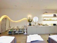 SANG NHƯỢNG SPA MẶT PHỐ LỚN QUẬN PHÚ NHUẬN [HCM] CHỈ 485 TRIỆU