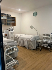 ĐI DU HỌC - CẦN SANG SPA MẶT TIỀN ĐƯỜNG LỚN KHU DÂN CƯ NHÀ BÈ CHỈ 200 TRIỆU