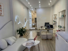 SANG NHƯỢNG SPA CÓ LƯỢNG KHÁCH HÀNG SẴN