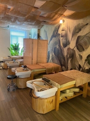 CHUYỂN NHƯỢNG SPA MẶT TIỀN ĐƯỜNG Ô TÔ QUẬN 10 – MỚI SET UP, VỚI VÍA TỐT KINH DOANH