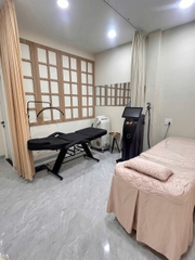 CHUYỂN NHƯỢNG SPA SANG TRỌNG MẶT TIỀN TRUNG TÂM QUẬN 5 – TRỌN GÓI MÁY MÓC ĐẦU TƯ CAO CẤP