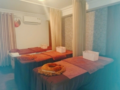 SANG NHƯỢNG TOÀN BỘ SPA - TRUNG TÂM QUẬN 1