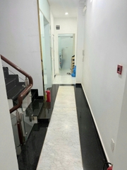 CẦN SANG TMV MẶT TIỀN 3/2