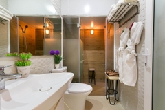 [Gò Vấp] SPA ĐẸP MẶT TIỀN ĐƯỜNG LỚN CHỈ 900 TRIỆU