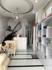 🔥 SANG GẤP SPA HẺM LỚN QUẬN 10 – KẾT CẤU 5 TẦNG – GIÁ SANG CHỈ 180 TR (BAO CỌC) 🔥