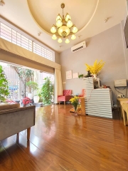 [Quận 1] Spa mặt tiền đẹp và sang trọng