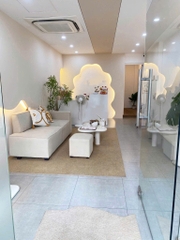 CHUYỂN NHƯỢNG SPA MẶT TIỀN ĐƯỜNG Ô TÔ QUẬN 10 – MỚI SET UP, VỚI VÍA TỐT KINH DOANH