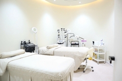 🌿 CHUYỂN NHƯỢNG PHÒNG KHÁM PTTM MẶT TIỀN BUILDING NGANG 13M TẠI TÂN SƠN NHẤT – ĐẦY ĐỦ GIẤY PHÉP, PCCC, NƯỚC THẢI