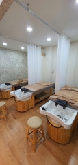 SANG NHƯỢNG SPA HẺM LỚN - Q10