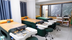 SANG NHƯỢNG SPA MẶT TIỀN Q10 - ĐẦY ĐỦ THIẾT BỊ