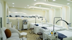 SANG NHƯỢNG SPA MẶT TIỀN QUẬN 1 - VỊ TRÍ ĐẮC ĐỊA