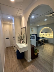 SANG NHƯỢNG SPA MINI TẦNG G TRONG TÒA NHÀ QUẬN 3