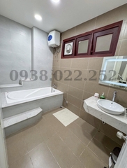 SANG NHƯỢNG PHÒNG KHÁM DA LIỄU - QUẬN 10