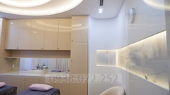 SANG CƠ SỞ THẨM MỸ GÓC 2 MẶT TIỀN TRUNG TÂM QUẬN 1