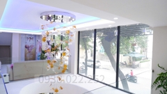 SANG CƠ SỞ THẨM MỸ GÓC 2 MẶT TIỀN TRUNG TÂM QUẬN 1