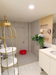 SANG NHƯỢNG SPA MẶT TIỀN QUẬN 1