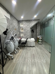 SANG NHƯỢNG SPA MẶT TIỀN PHÚ NHUẬN CHỈ 300 TRIỆU