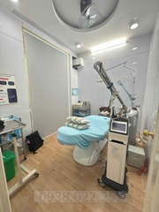 CẦN SANG NHƯỢNG PHÒNG KHÁM DA LIỄU - HẺM LỚN QUẬN 11