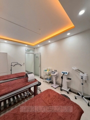 SANG NHƯỢNG CƠ SỞ THẨM MỸ QUẬN 10