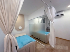 SANG NHƯỢNG THẨM MỸ MẶT TIỀN PHAN XÍCH LONG