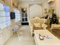 SANG NHƯỢNG PHÒNG KHÁM DA LIỄU HOẠT ĐỘNG 15 NĂM QUẬN 10