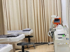 SANG NHƯỢNG PHÒNG KHÁM DA LIỄU HOẠT ĐỘNG 15 NĂM QUẬN 10