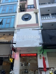 SANG NHƯỢNG PHÒNG KHÁM DA LIỄU HOẠT ĐỘNG 15 NĂM QUẬN 10