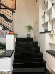 SANG NHƯỢNG PHÒNG KHÁM DA LIỄU HOẠT ĐỘNG 15 NĂM QUẬN 10