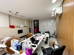 SANG NHƯỢNG PHÒNG KHÁM PHẪU THUẬT THẨM MỸ QUẬN 10