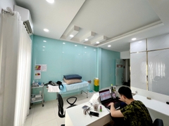 SANG NHƯỢNG PHÒNG KHÁM PHẪU THUẬT THẨM MỸ QUẬN 10