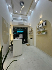 SANG SPA MẶT TIỀN QUẬN 3 - VỊ TRÍ ĐẸP