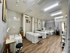 SANG NHƯỢNG SPA - PHÒNG KHÁM MINI Q5