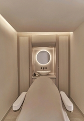 SANG NHƯỢNG PHÒNG KHÁM THẨM MỸ LUXURY