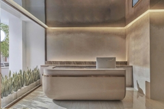 SANG NHƯỢNG PHÒNG KHÁM THẨM MỸ LUXURY