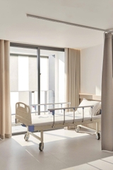 SANG NHƯỢNG PHÒNG KHÁM THẨM MỸ LUXURY