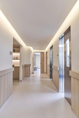 SANG NHƯỢNG PHÒNG KHÁM THẨM MỸ LUXURY