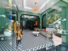 SANG NHƯỢNG PHÒNG KHÁM PHẪU THUẬT THẨM MỸ QUẬN 10