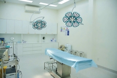 SANG NHƯỢNG PHÒNG KHÁM PHẪU THUẬT THẨM MỸ QUẬN 10