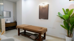 SANG NHƯỢNG SPA MẶT TIỀN TÂN PHÚ - FULL NỘI THẤT 95% MỚI