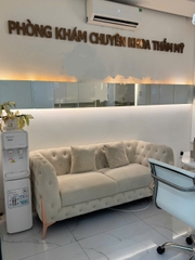 SANG NHƯỢNG PHÒNG KHÁM CHUYÊN KHOA - PTTM QUẬN 3