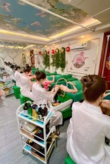 SANG NHƯỢNG SPA TẦNG 5 - MẶT TIỀN TRUNG TÂM PHÚ NHUẬN