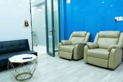SANG NHƯỢNG PHÒNG KHÁM THẨM MỸ QUẬN 12