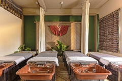 CẦN SANG GẤP SPA CHÍNH CHỦ - DATA 1000 KHÁCH HÀNG